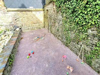 Terrain de jeux extérieur